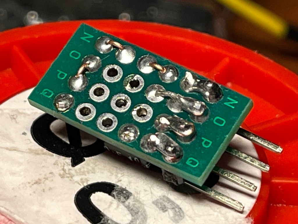 iot:firmware:tasmota:sonoff:rfr2:haiwang:ams1117_03.jpg